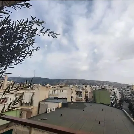 7th Floor Spacious Veranda In The Heart Of Апартаменты Афины
